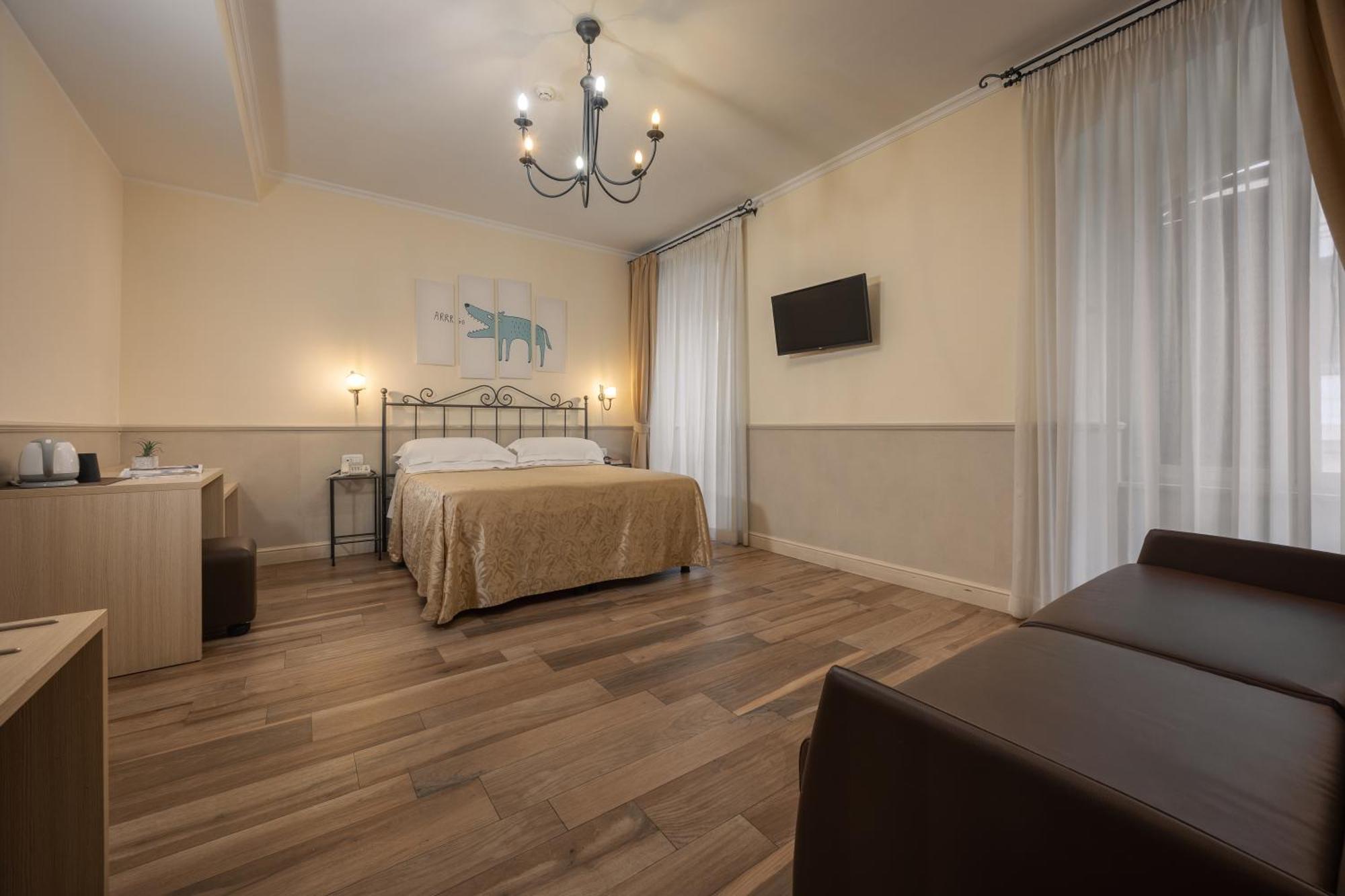 Hotel Flavia — Foto 1
